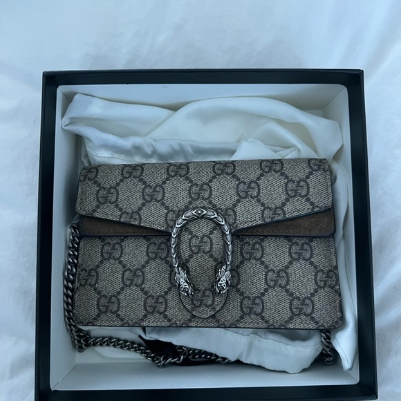 Gucci DIONYSUS GG SUPER MINI BAG - Picture 1 of 5